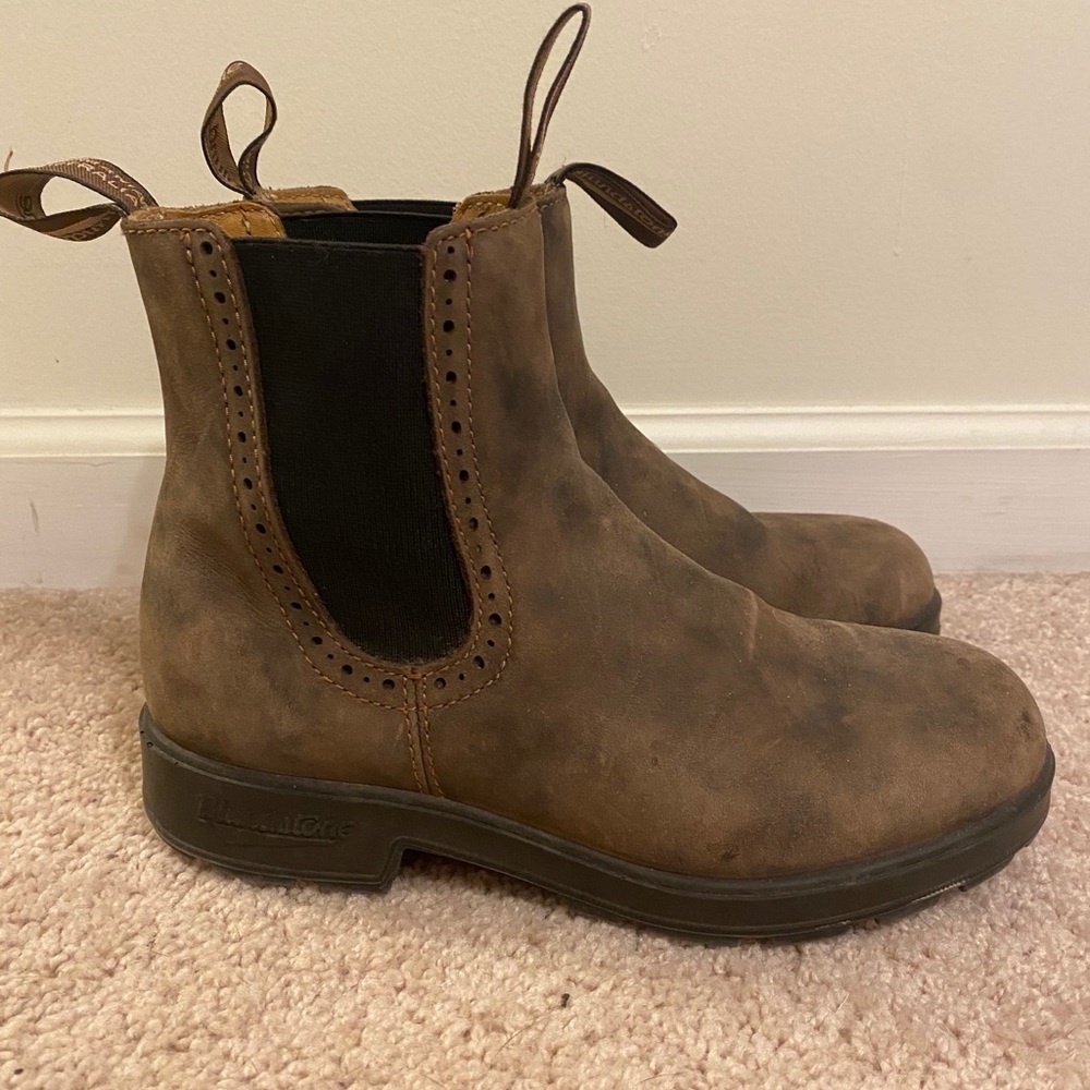 Blundstone brown boots 7